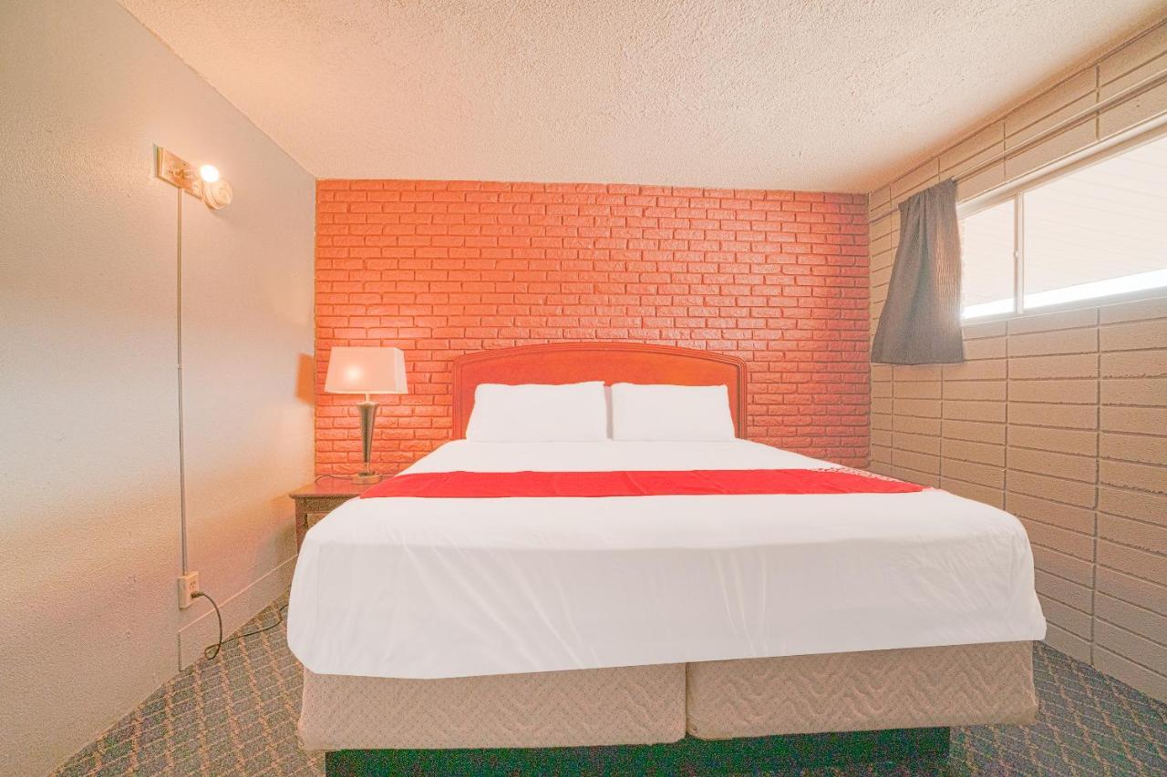 Town & Country Motel Bossier City By Oyo Extérieur photo