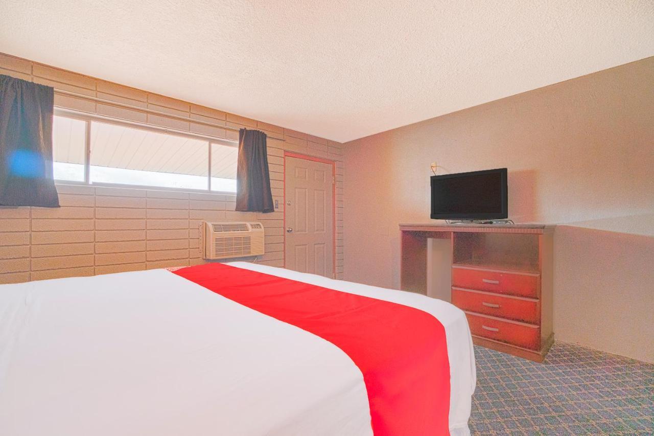 Town & Country Motel Bossier City By Oyo Extérieur photo