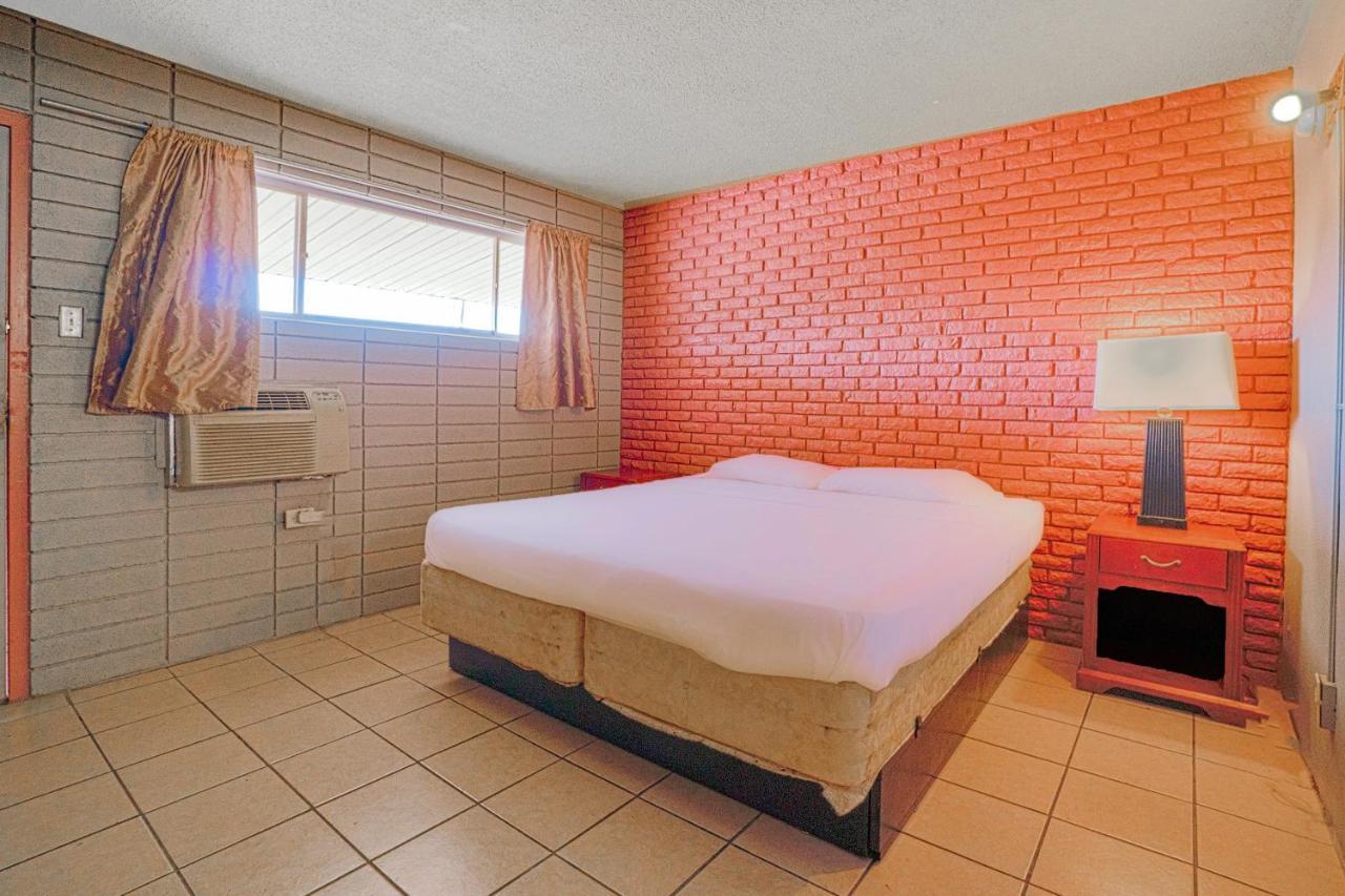 Town & Country Motel Bossier City By Oyo Extérieur photo